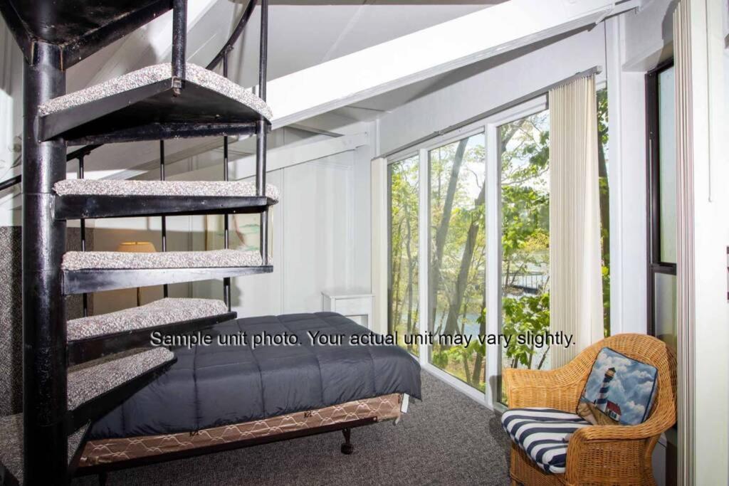 Unit 5 - Treetop 2 Bedroom Villa Village of Four Seasons Exterior photo