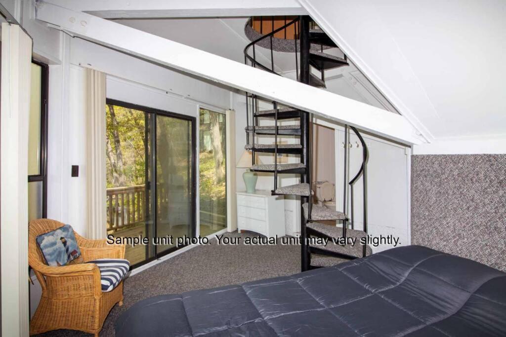 Unit 5 - Treetop 2 Bedroom Villa Village of Four Seasons Exterior photo