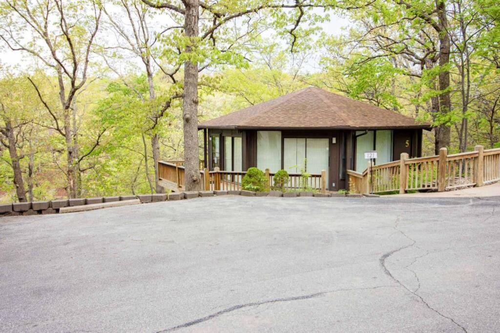 Unit 5 - Treetop 2 Bedroom Villa Village of Four Seasons Exterior photo